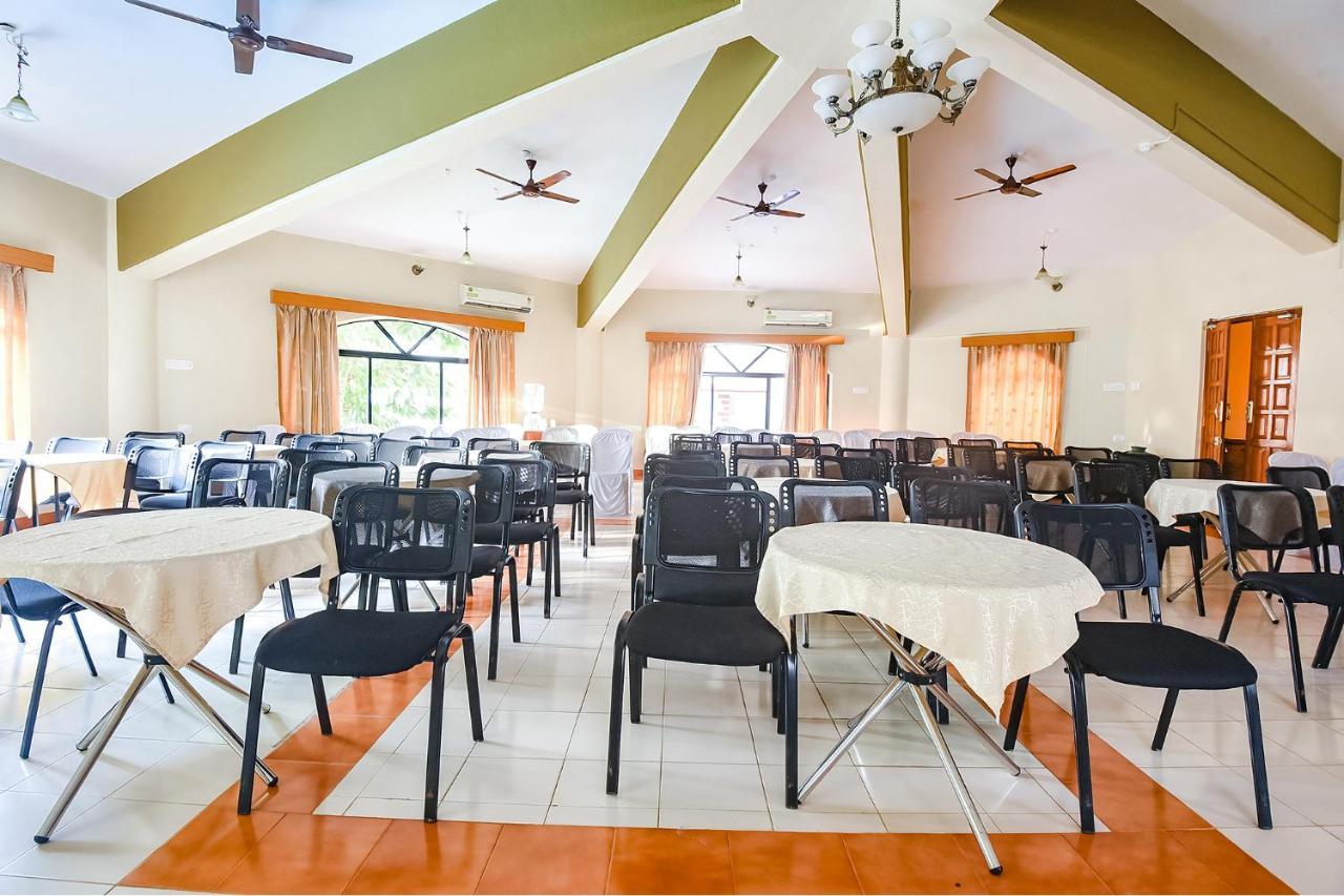 Fabhotel Prime Tanjo Highland With Pool - 500M From Calangute Beach Кандолим Экстерьер фото